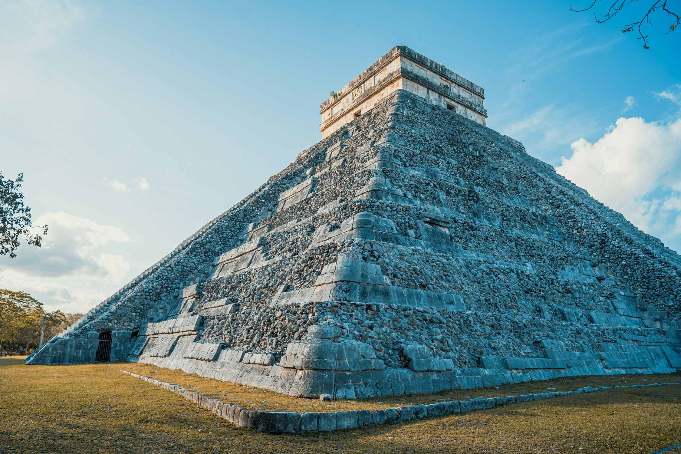 Chichen-Itza-24-unsplash